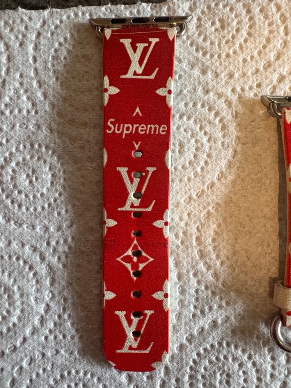 Luis Vuitton x Supreme Apple Watch band. Size 42mm